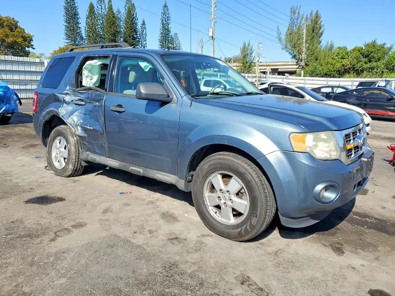 2010 FORD ESCAPE XLT  