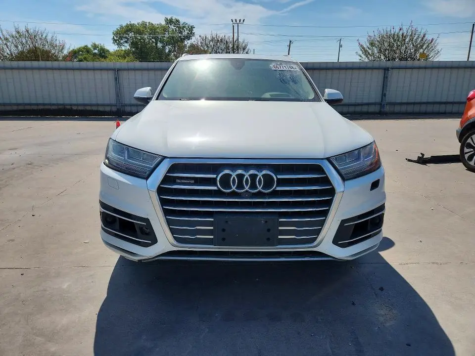 2017 AUDI Q7 PRESTIGE  