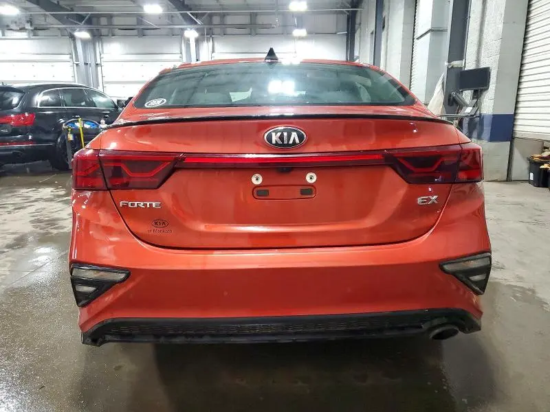 2019 KIA FORTE EX  
