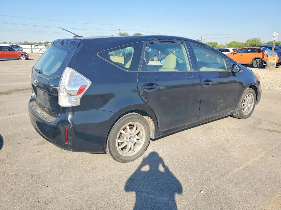 2013 TOYOTA PRIUS V THREE  