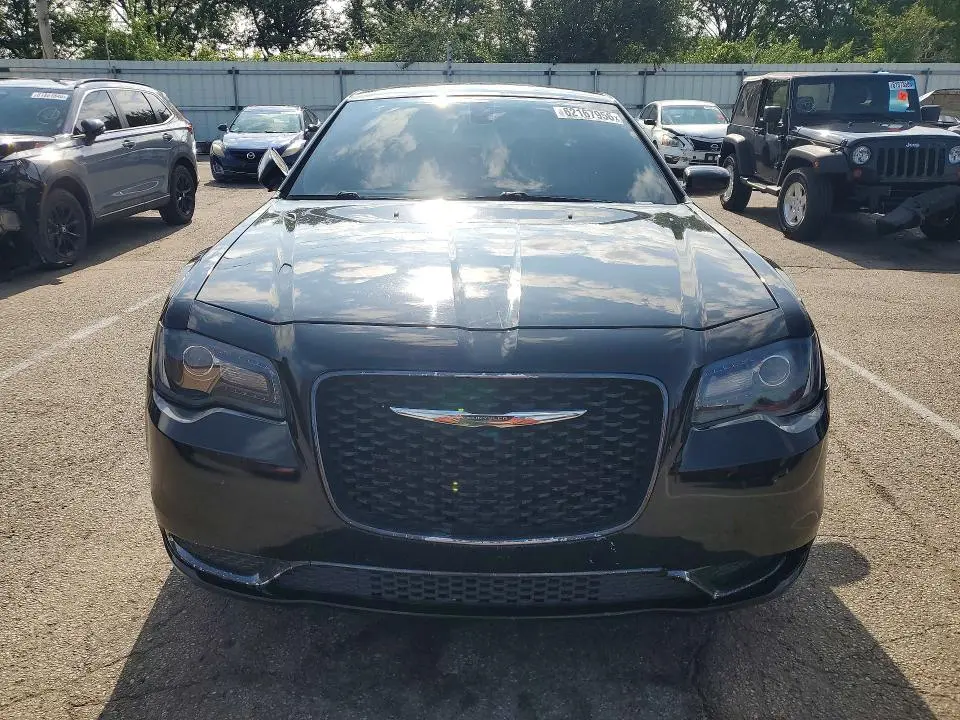 2019 CHRYSLER 300 TOURING  