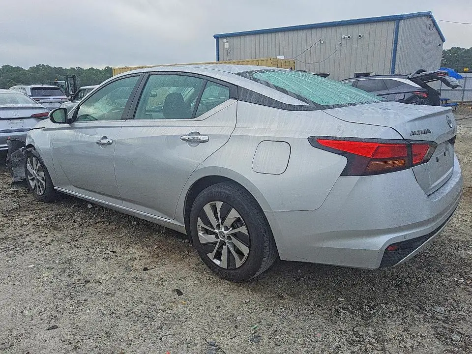 2023 NISSAN ALTIMA S  