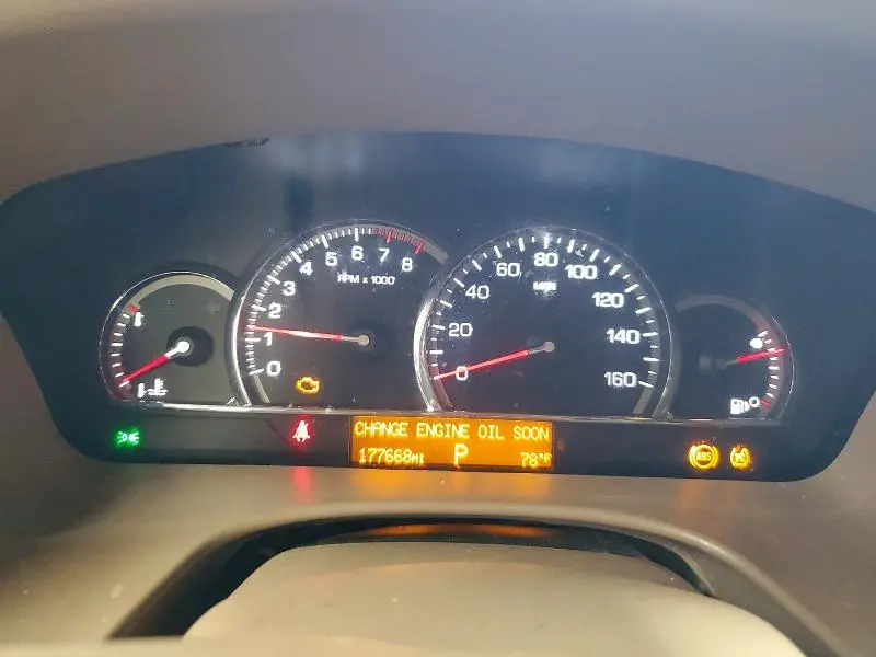 2011 CADILLAC STS LUXURY  
