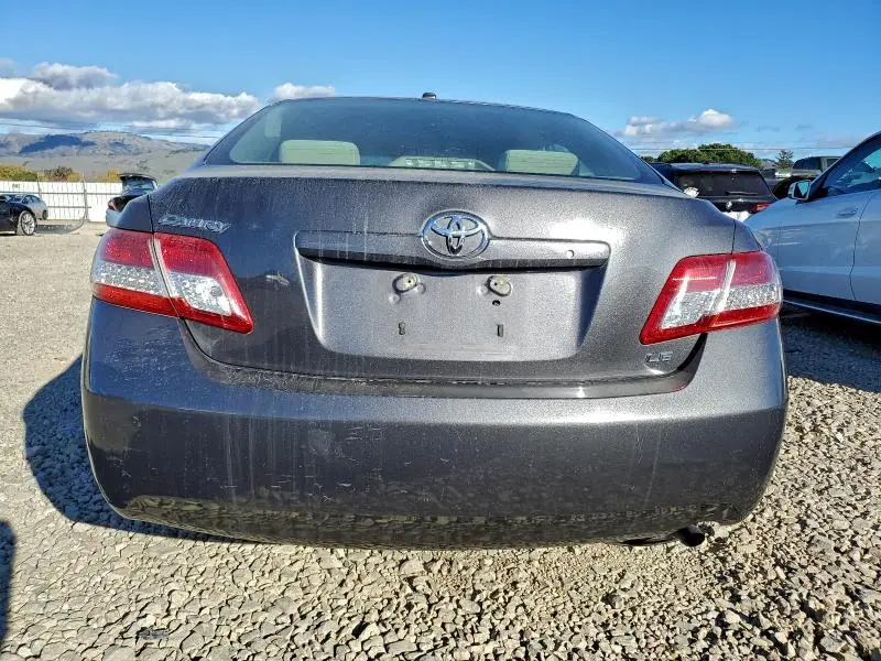 2011 TOYOTA CAMRY BASE  