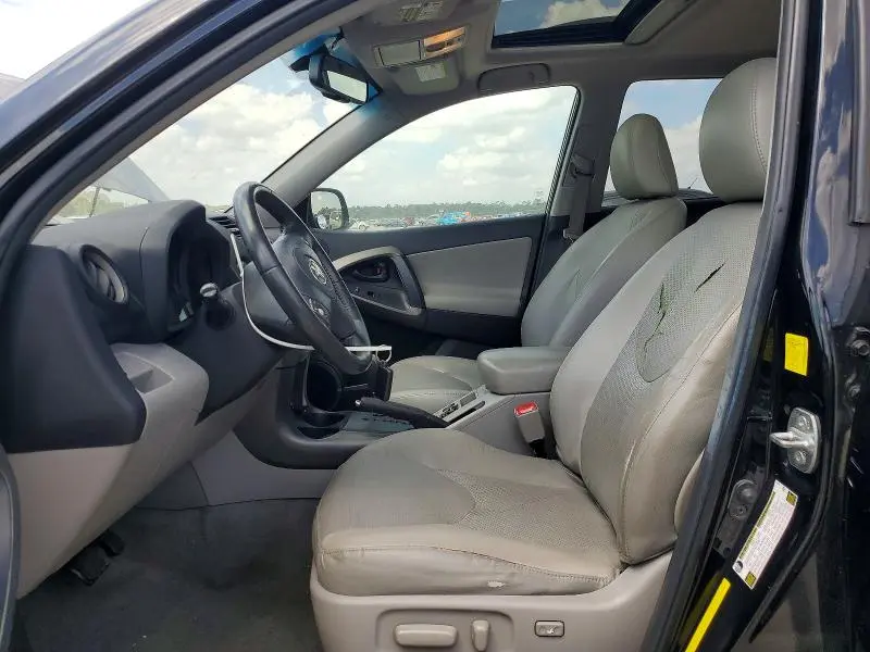 2011 TOYOTA RAV4 LIMITED  