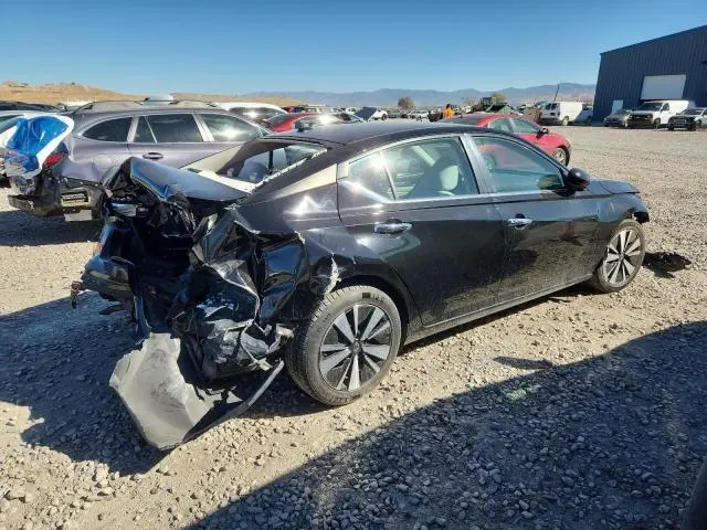 2021 NISSAN ALTIMA SV  
