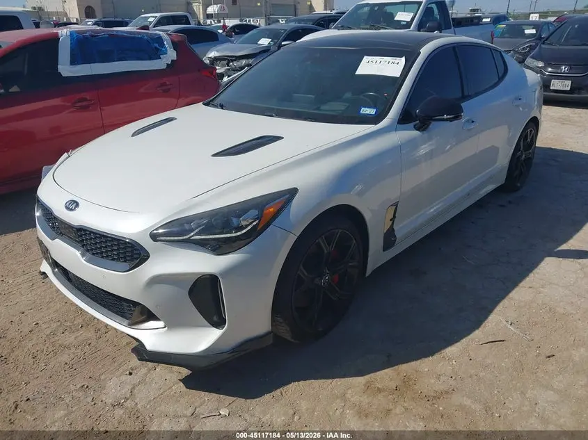 2020 KIA STINGER GT2