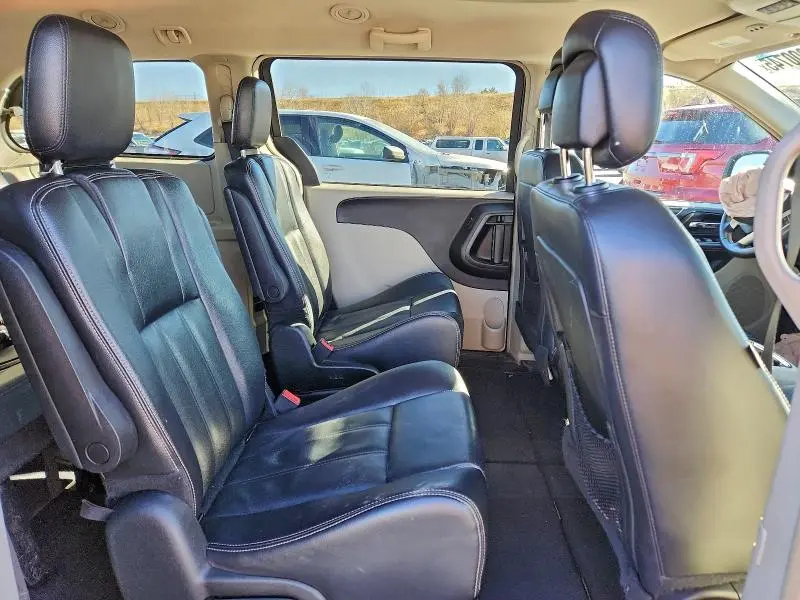 2014 CHRYSLER TOWN & COUNTRY TOURING  