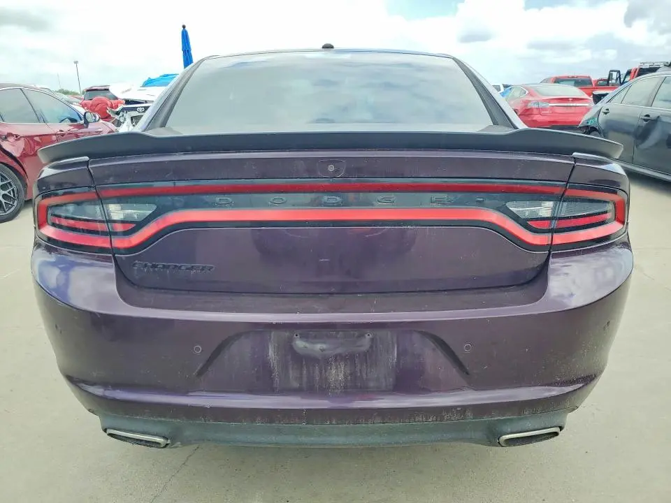 2020 DODGE CHARGER SXT  