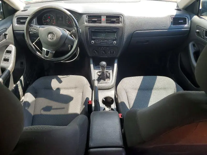 2013 VOLKSWAGEN JETTA BASE  