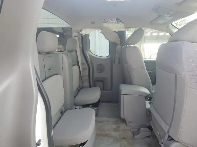 2016 NISSAN FRONTIER S  