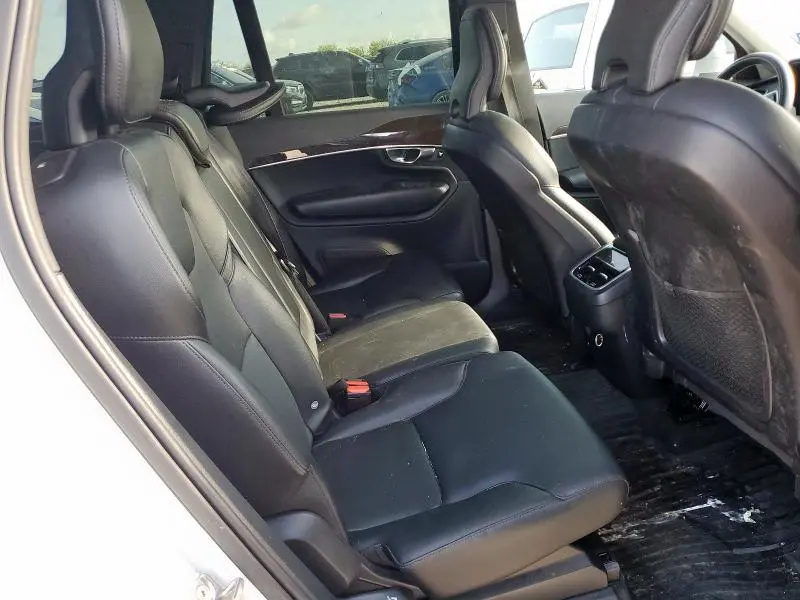 2019 VOLVO XC90 T5 MOMENTUM  
