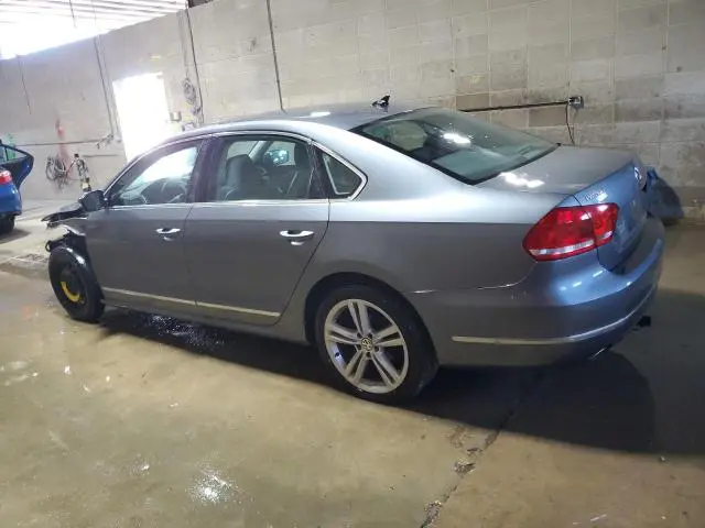 2014 VOLKSWAGEN PASSAT SE  