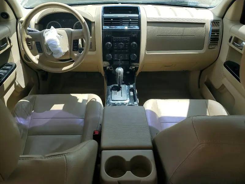 2011 FORD ESCAPE LIMITED  