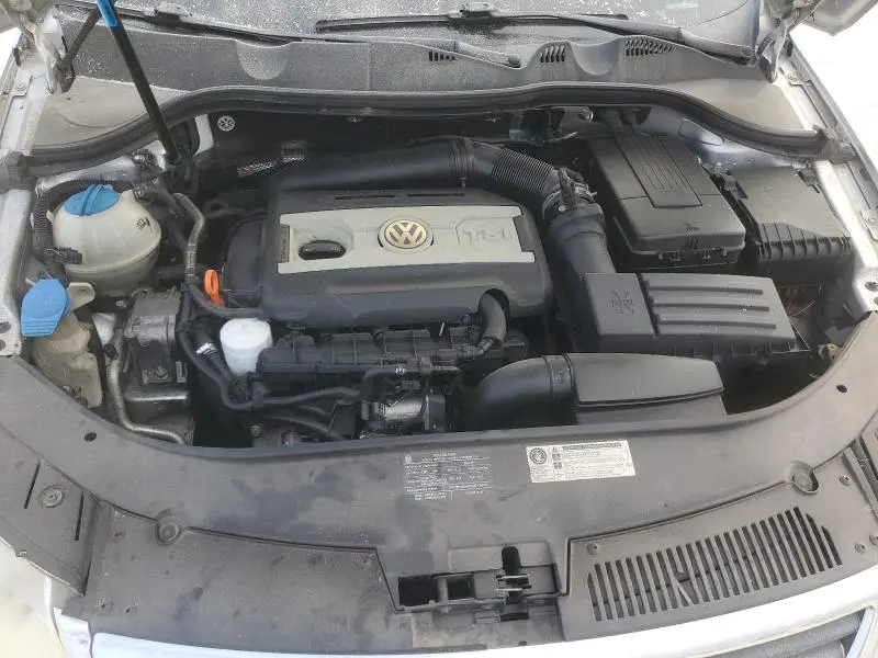 2010 VOLKSWAGEN PASSAT KOMFORT  