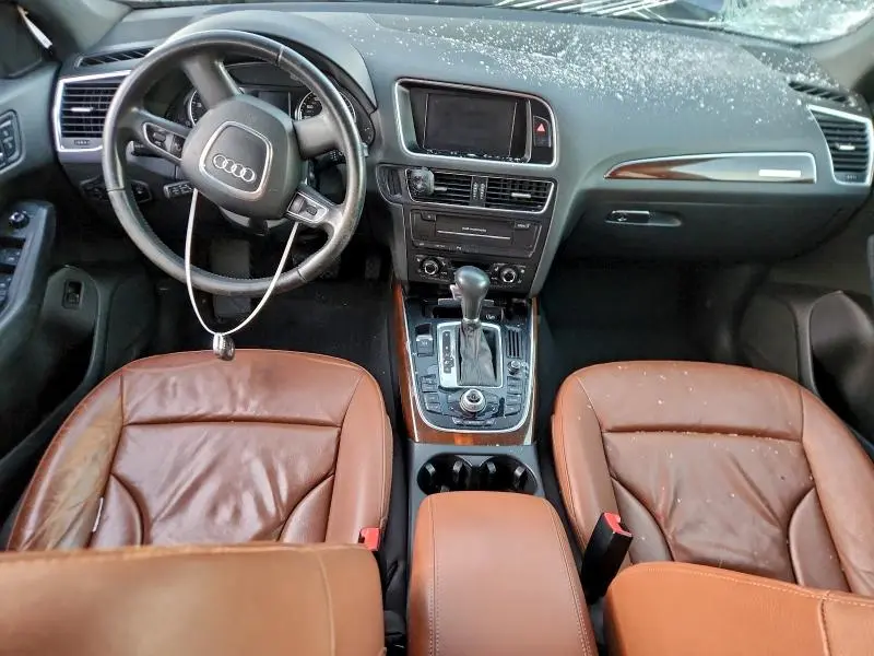 2010 AUDI Q5 PREMIUM PLUS  