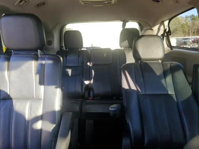 2013 CHRYSLER TOWN & COUNTRY TOURING  