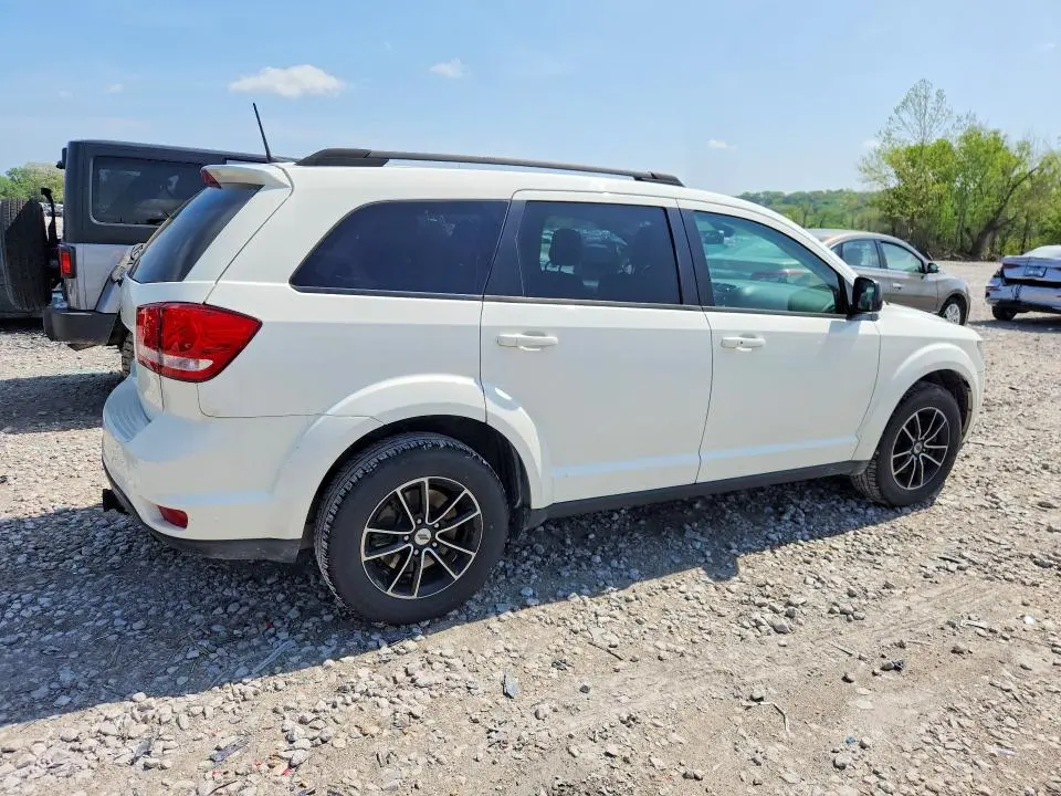 2019 DODGE JOURNEY SE  