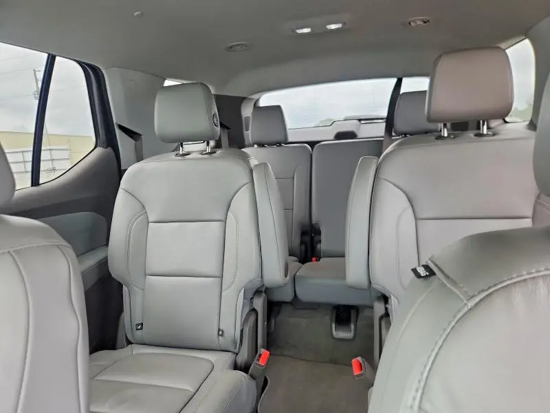 2018 CHEVROLET TRAVERSE LT  