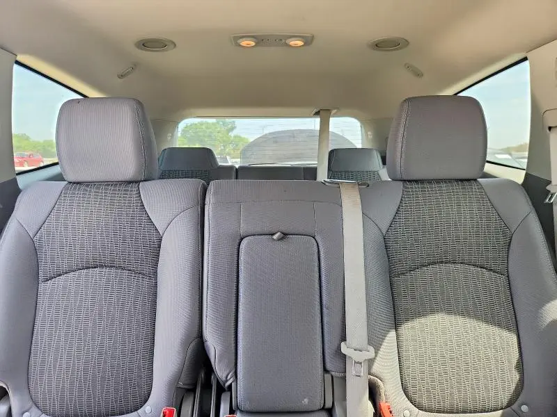 2015 CHEVROLET TRAVERSE LS  