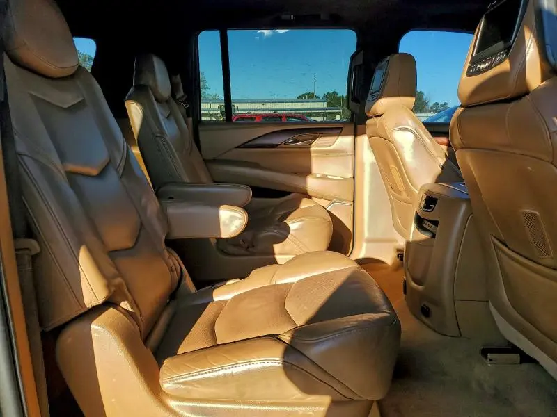2017 CADILLAC ESCALADE ESV PLATINUM  