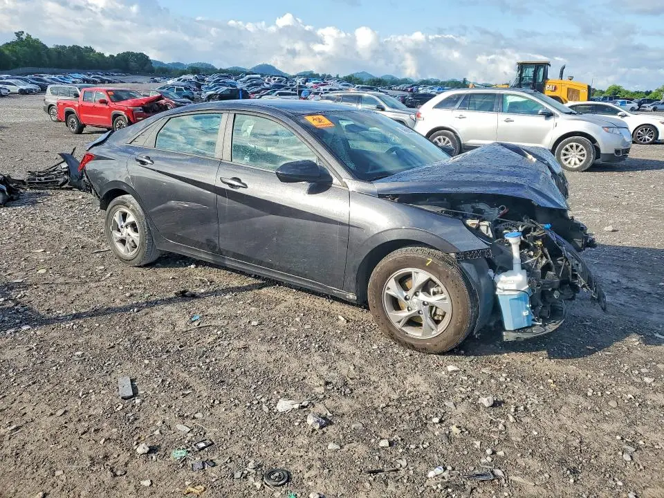 2021 HYUNDAI ELANTRA SE  