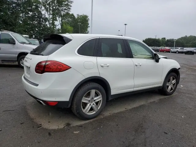 2014 PORSCHE CAYENNE