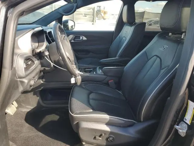 2022 CHRYSLER PACIFICA HYBRID LIMITED  