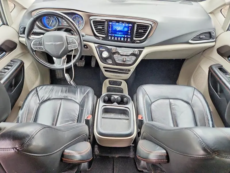 2017 CHRYSLER PACIFICA TOURING L  