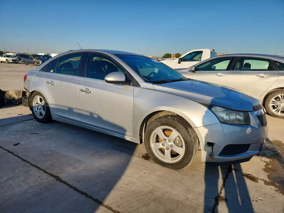 2014 CHEVROLET CRUZE LT  