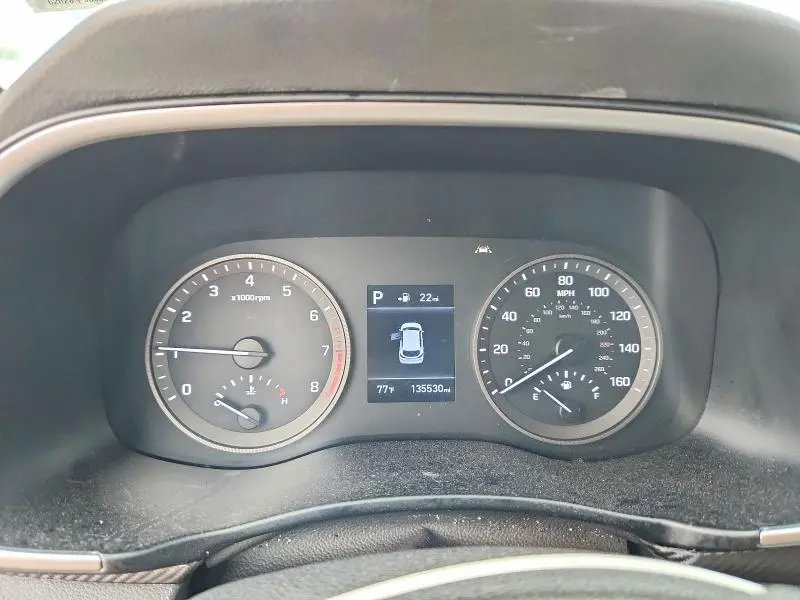 2020 HYUNDAI TUCSON SE  