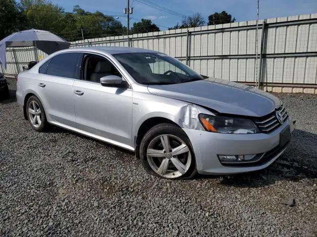 2015 VOLKSWAGEN PASSAT S