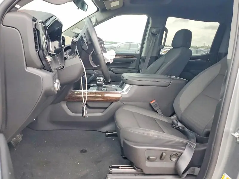 2025 GMC SIERRA K1500 ELEVATION  