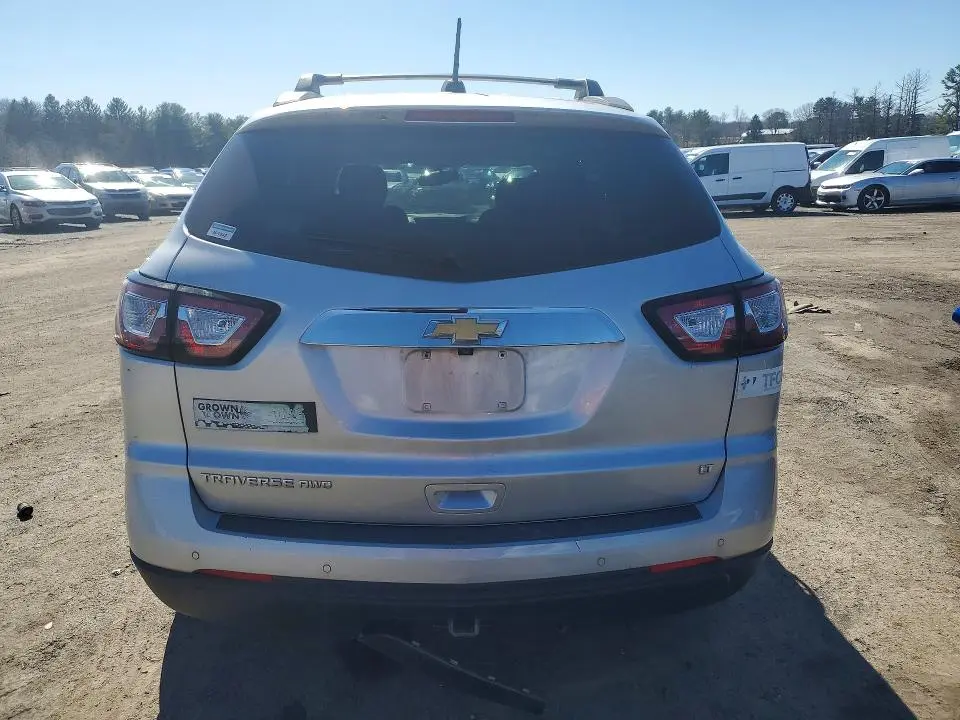 2017 CHEVROLET TRAVERSE LT  