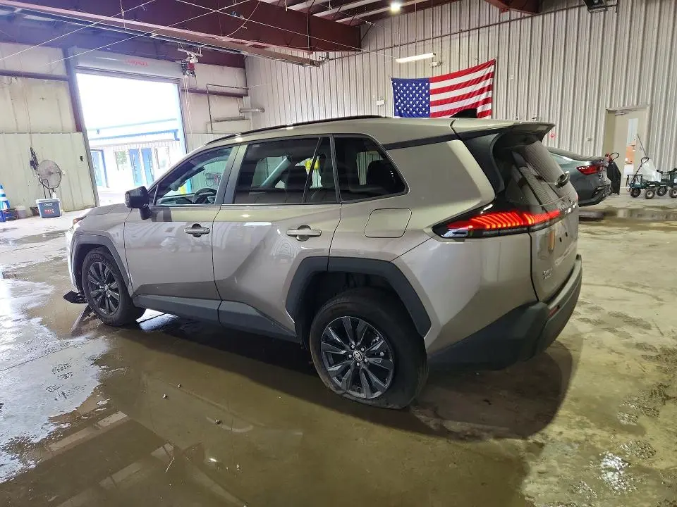 2026 TOYOTA RAV4 XLE PREMIUM  