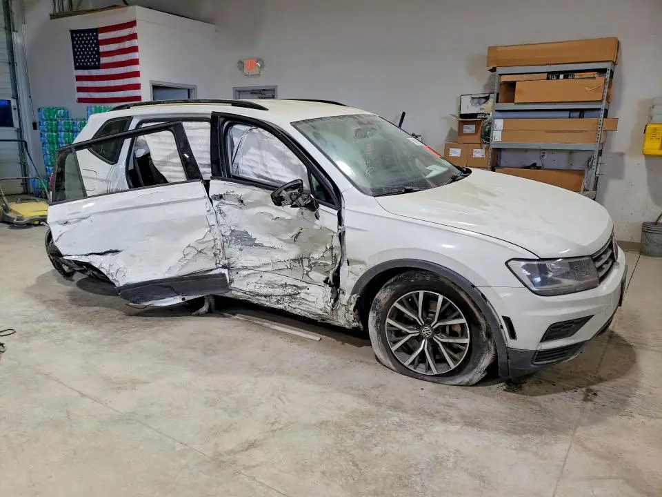 2021 VOLKSWAGEN TIGUAN S  
