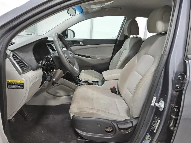 2018 HYUNDAI TUCSON SE  