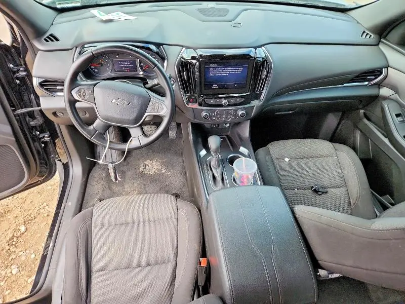 2023 CHEVROLET TRAVERSE LT  