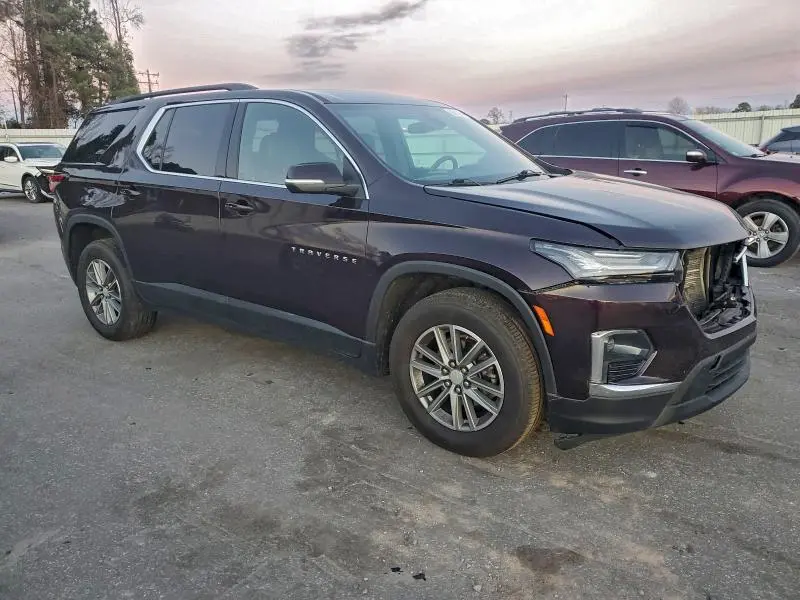 2022 CHEVROLET TRAVERSE LT  