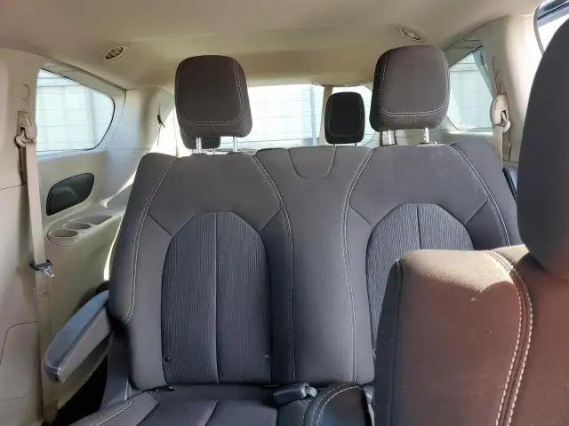 2020 CHRYSLER VOYAGER L  