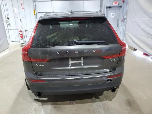 2018 VOLVO XC60 T5  
