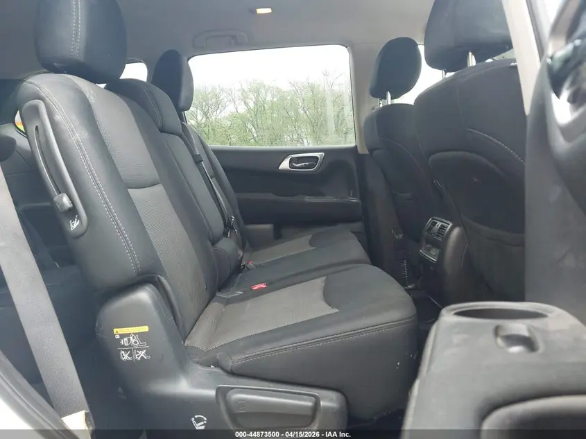 2017 NISSAN PATHFINDER SV