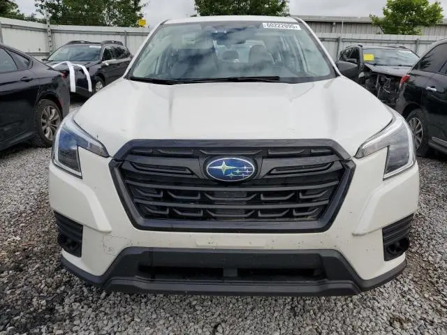 2024 SUBARU FORESTER   