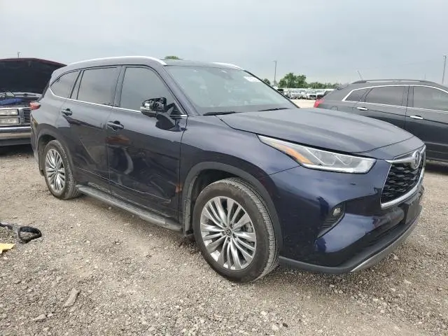 2023 TOYOTA HIGHLANDER HYBRID PLATINUM  