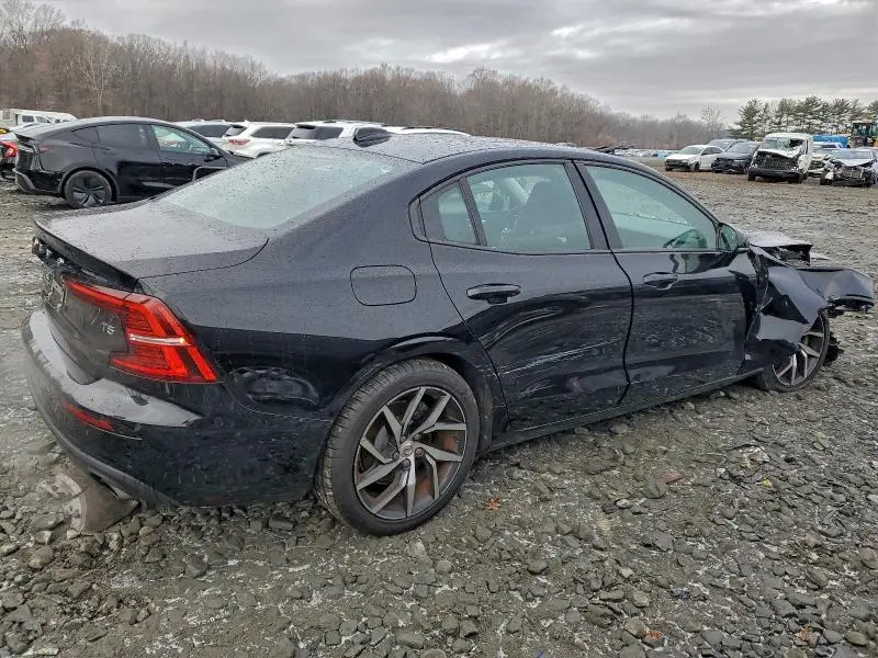 2020 VOLVO S60 T5 MOMENTUM  