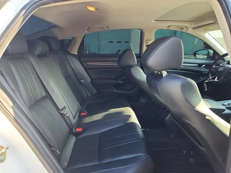 2020 HONDA ACCORD TOURING  