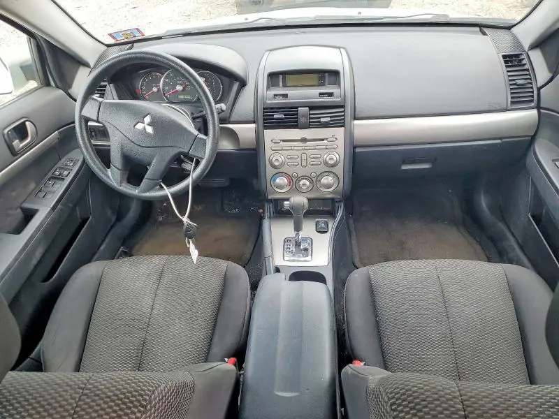 2012 MITSUBISHI GALANT FE  