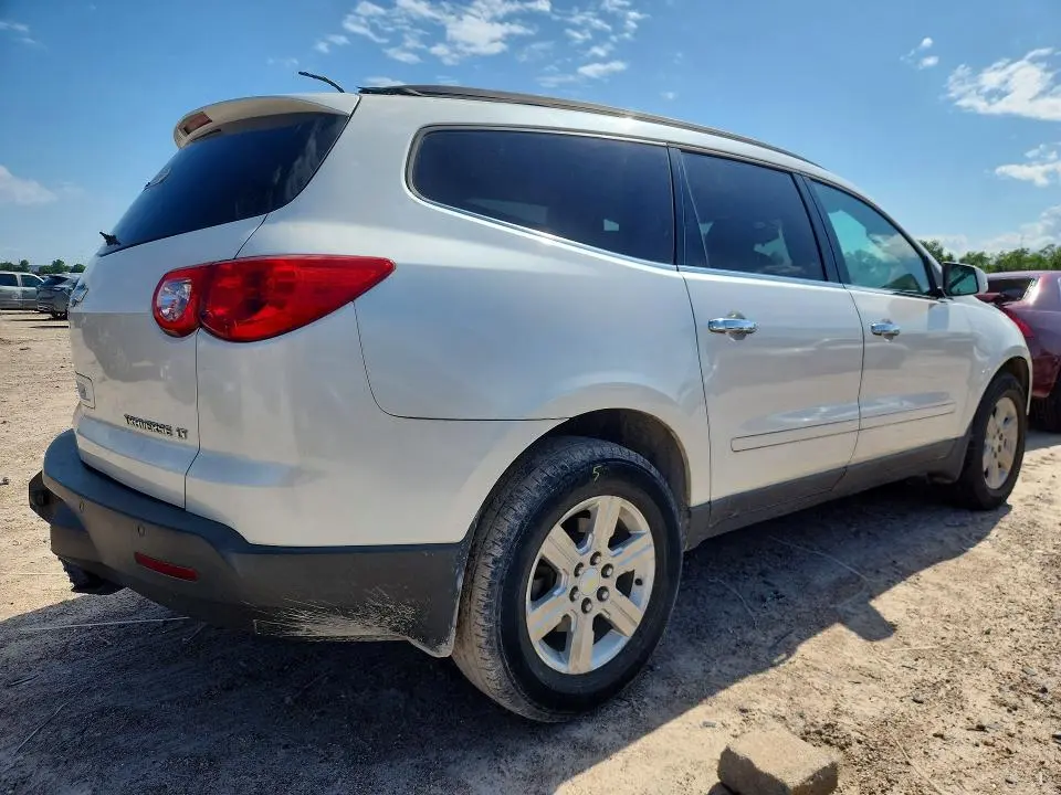 2012 CHEVROLET TRAVERSE LT  