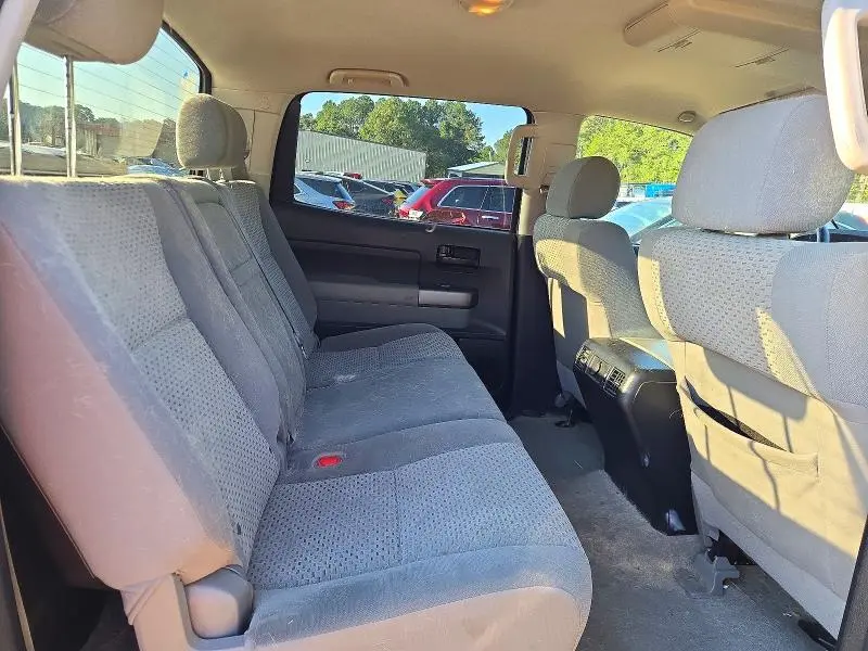 2011 TOYOTA TUNDRA CREWMAX SR5  