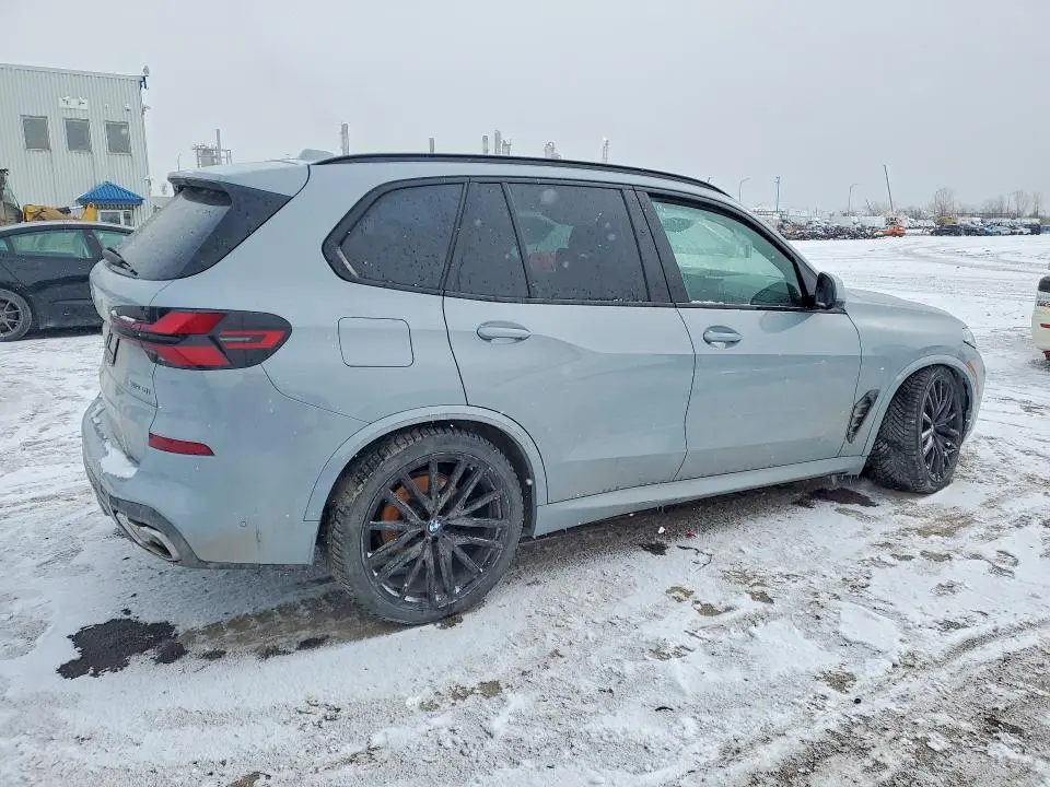 2024 BMW X5   